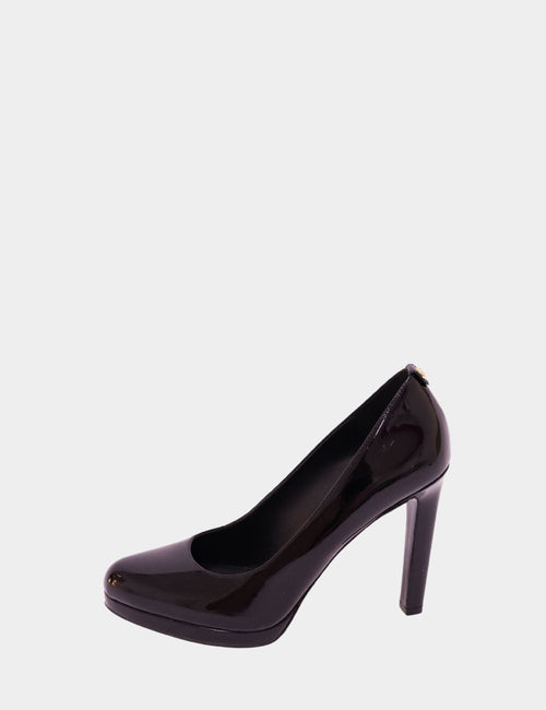 Michael Kors black patent leather pumps with rounded toe and stiletto heel