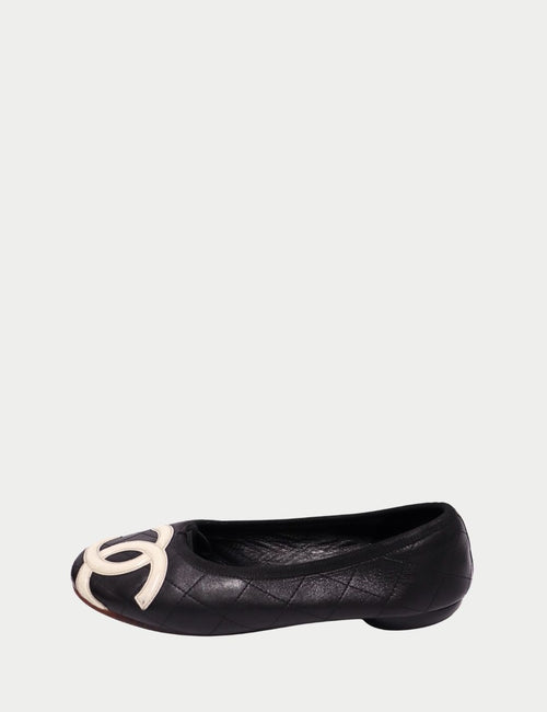 Chanel black quilted leather Cambon ballerina flats with cream CC logo on the toe