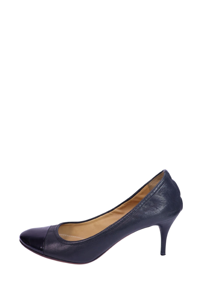 Lanvin black leather cap-toe kitten heels with a sleek silhouette and low heel