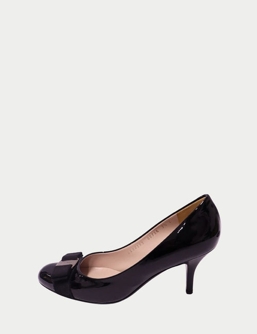 Salvatore Ferragamo black patent leather pumps with Vara bow