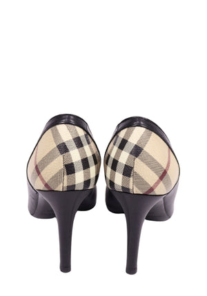 Burberry - EU 37