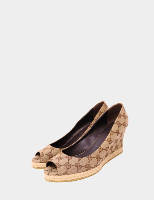 Gucci beige GG monogram canvas peep-toe wedges with jute espadrille sole

