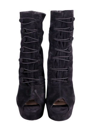 Christian Louboutin - EU 40